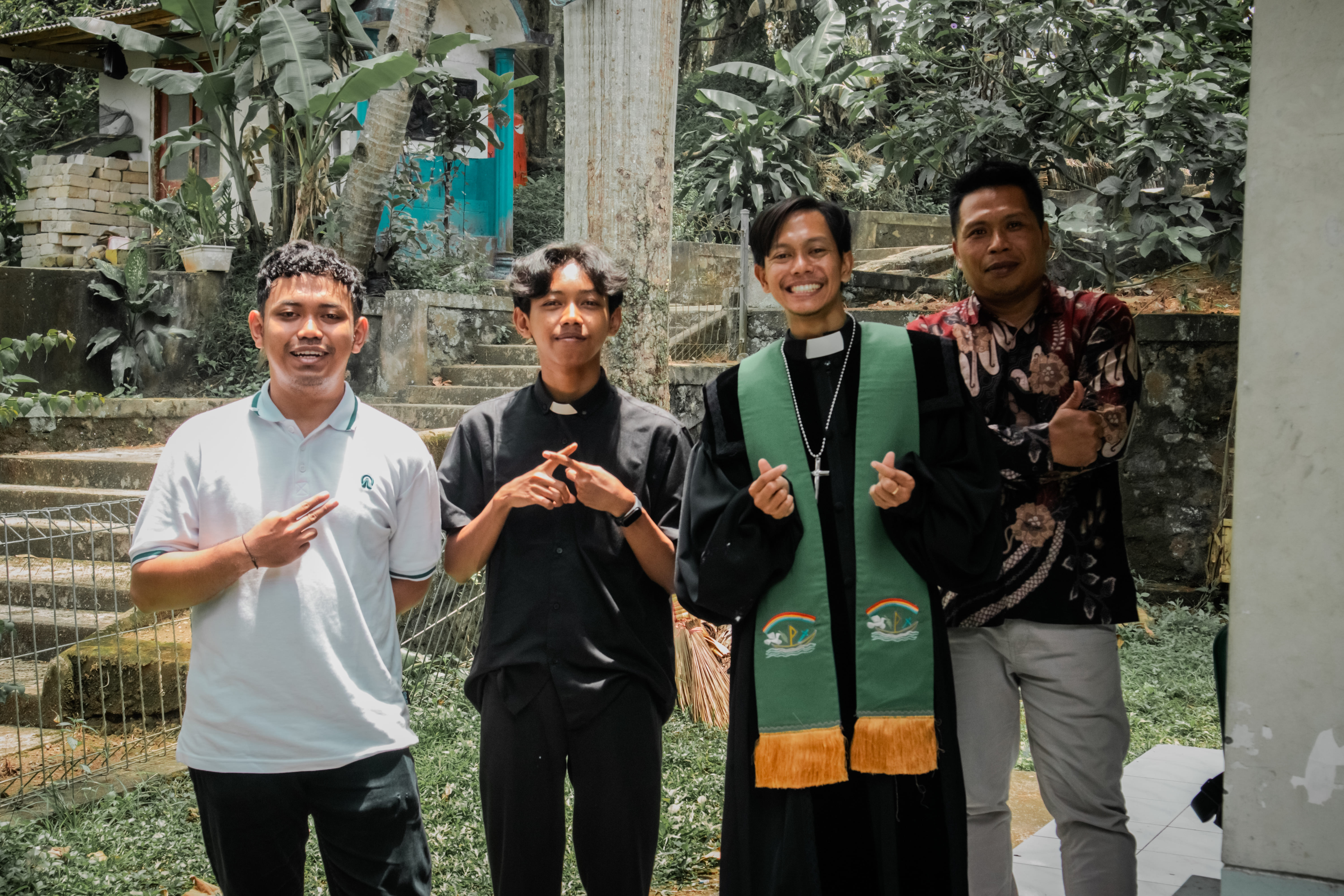 gambar berita